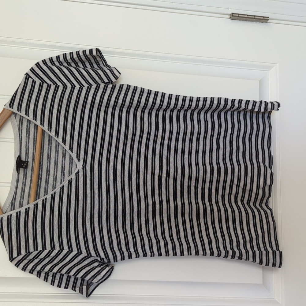 100%Linen Ann Taylor Tee